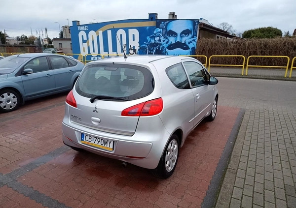 Mitsubishi Colt cena 8000 przebieg: 237000, rok produkcji 2006 z Bydgoszcz małe 46